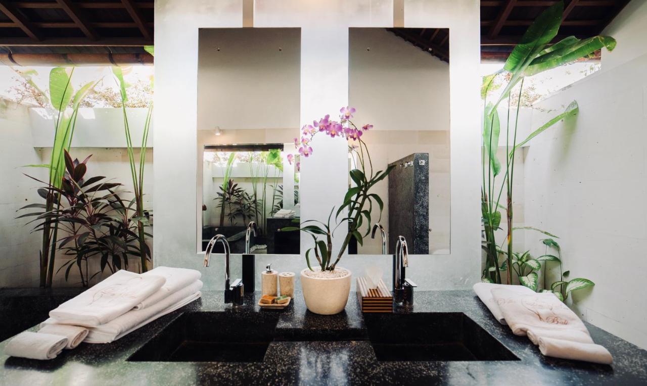La Villa Des Sens Seminyak Esterno foto